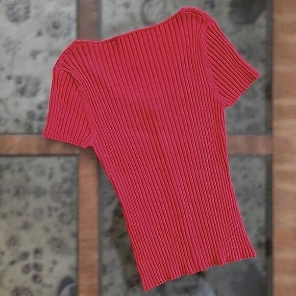 Vtg 90s Planet red rib knit fitted V-neck short sleeve cardigan - Picture 4 of 13